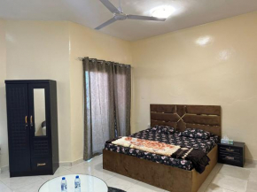 Elegant Master Suite with Luxurious Compfort